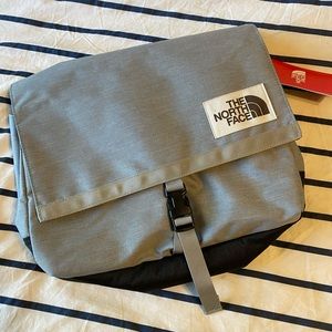NWT: The North Face Berkeley Satchel NEVER USED